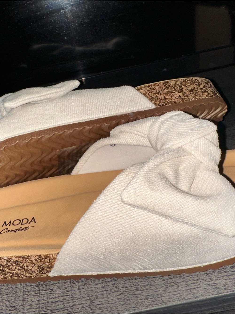 Top Moda White Knotted Slide Sandals
